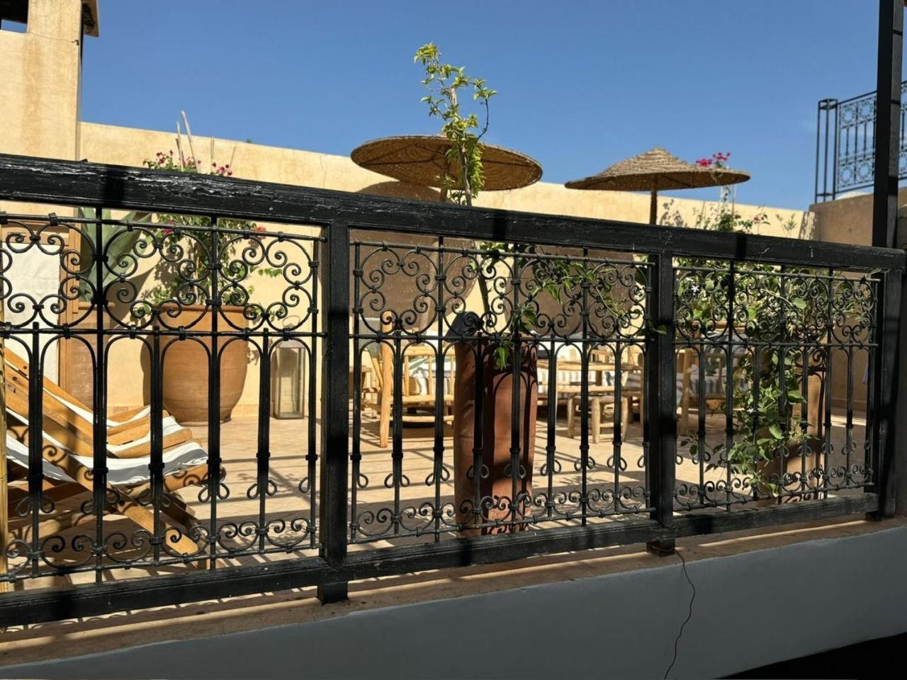 Hotel Riad Dar Serenity Marrakesch Exterior foto